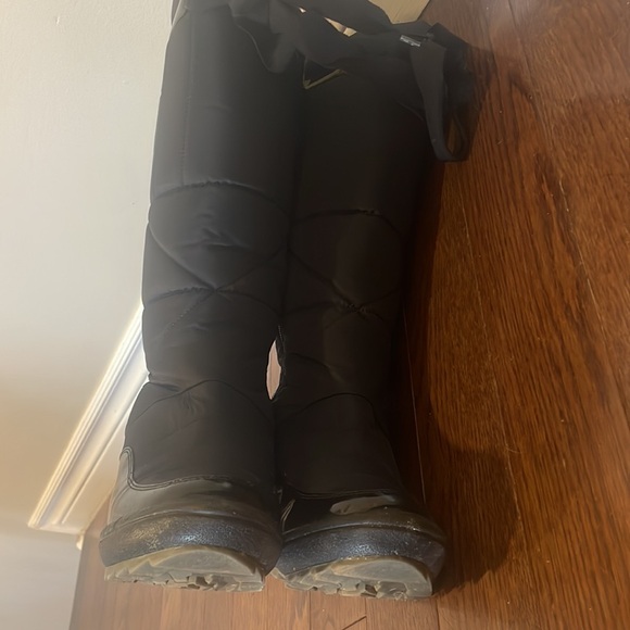 WARM HEELED WATER RESISTANT WINTER BOOTS - Picture 6 of 8